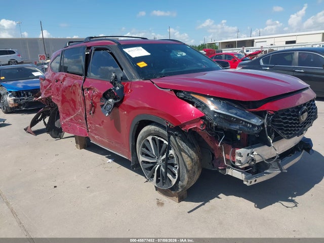 2021 TOYOTA HIGHLANDE XSE