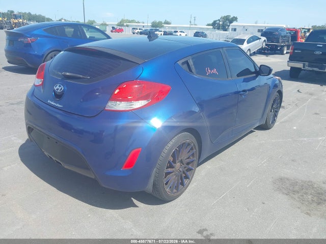 2016 Hyundai VELOSTER — фото 4