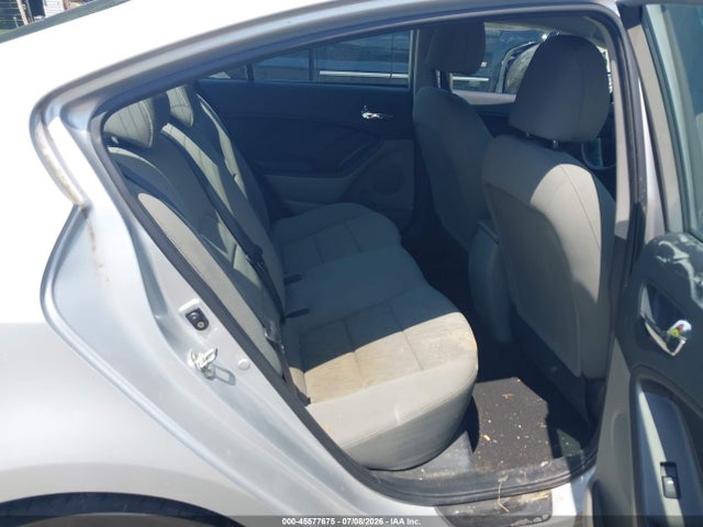 2015 KIA FORTE LX 照片 8