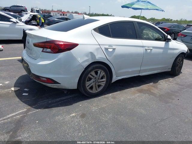 2019 Hyundai ELANTRA SEL 照片 4