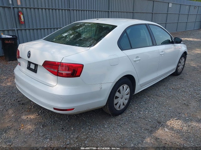 2015 Volkswagen JETTA 2.0L S — миниатюра 4