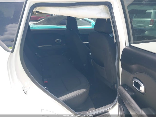 2019 KIA SOUL + — миниатюра 8