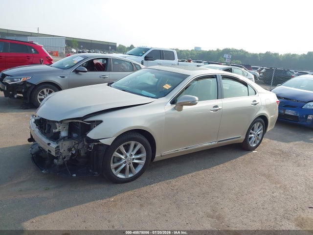 2011 Lexus ES 350 照片 2