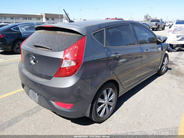 2013 Hyundai ACCENT SE 照片 4
