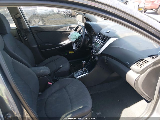 2013 Hyundai ACCENT SE 照片 5