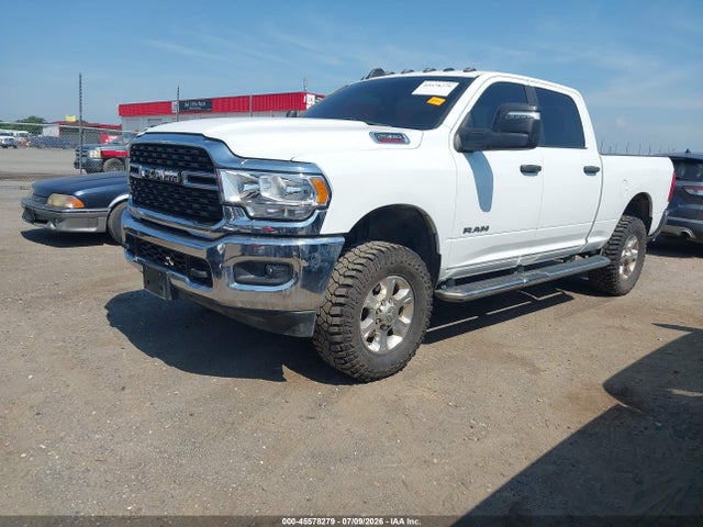 صورة 2 لـ 2023 RAM 2500 BIG HORN 4X4 6'4 BOX