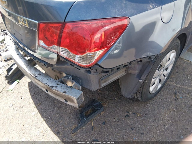 صورة 6 لـ 2013 Chevrolet CRUZE LS AUTO