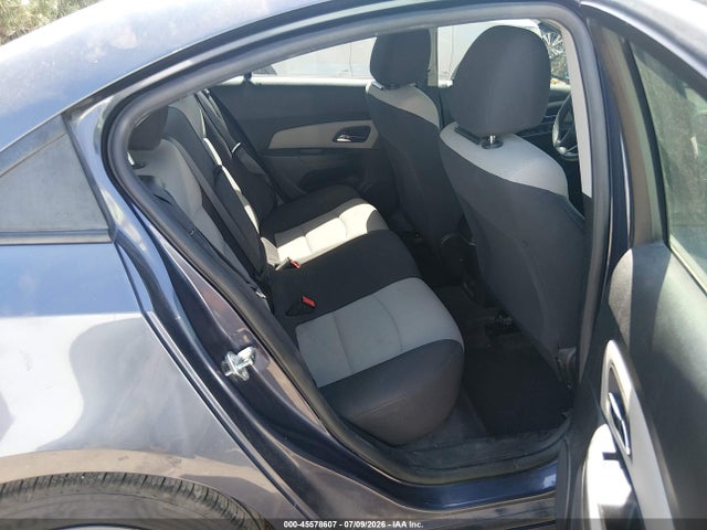 صورة 8 لـ 2013 Chevrolet CRUZE LS AUTO