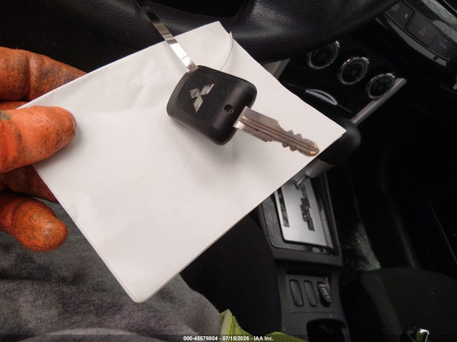 صورة مصغرة 11 لـ 2016 Mitsubishi LANCER ES