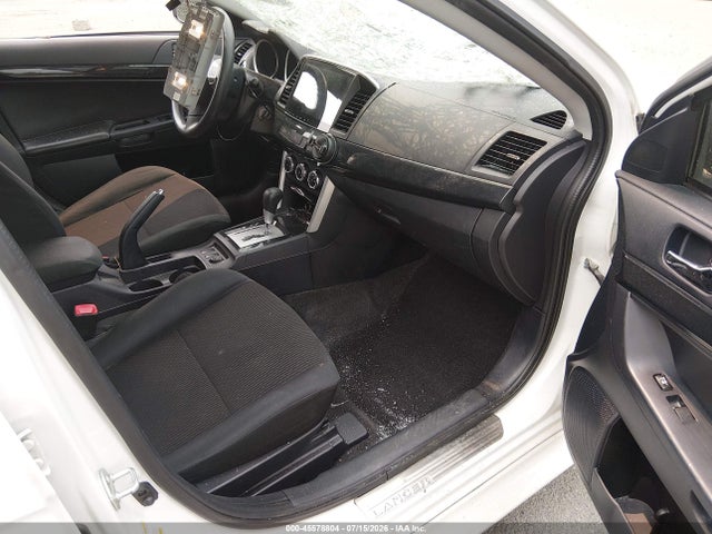 صورة 5 لـ 2016 Mitsubishi LANCER ES