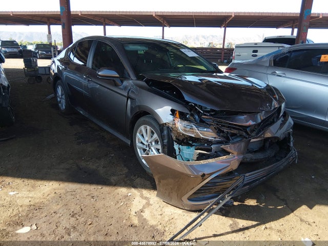 صورة 1 لـ 2022 Toyota CAMRY LE