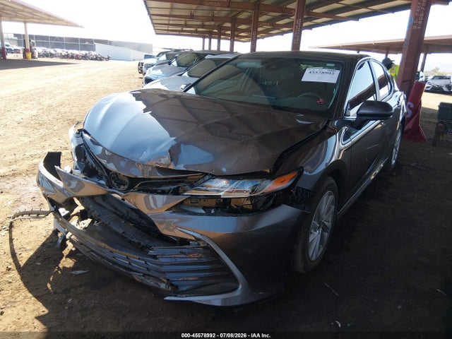 صورة 2 لـ 2022 Toyota CAMRY LE