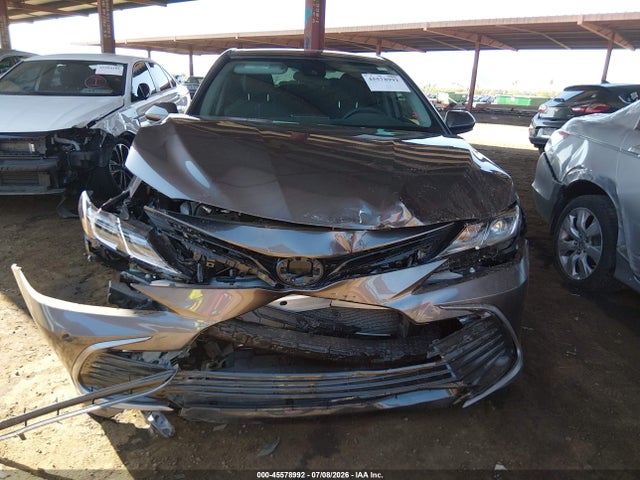 صورة 6 لـ 2022 Toyota CAMRY LE