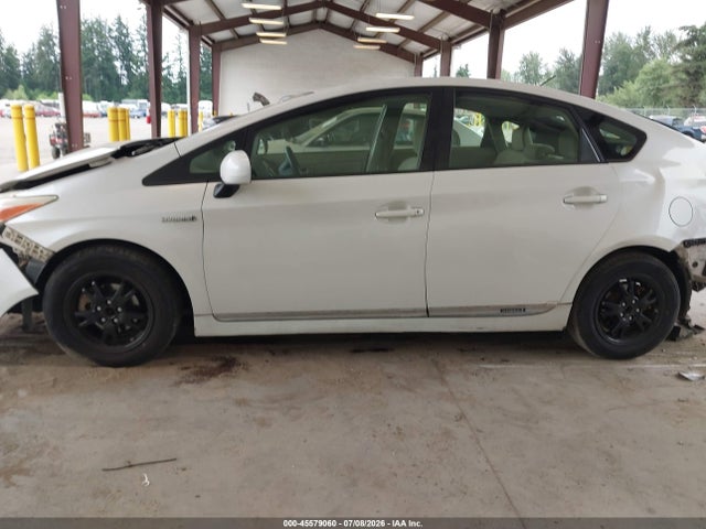 صورة مصغرة 14 لـ 2012 Toyota PRIUS TWO