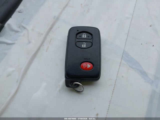 صورة مصغرة 11 لـ 2012 Toyota PRIUS TWO