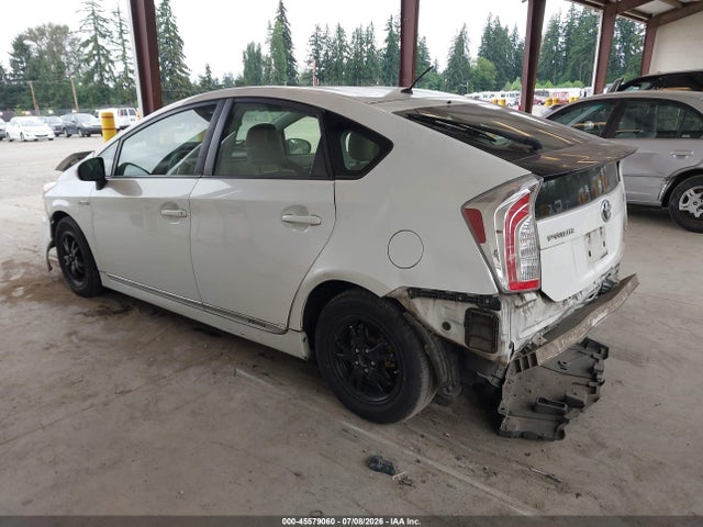 صورة 3 لـ 2012 Toyota PRIUS TWO