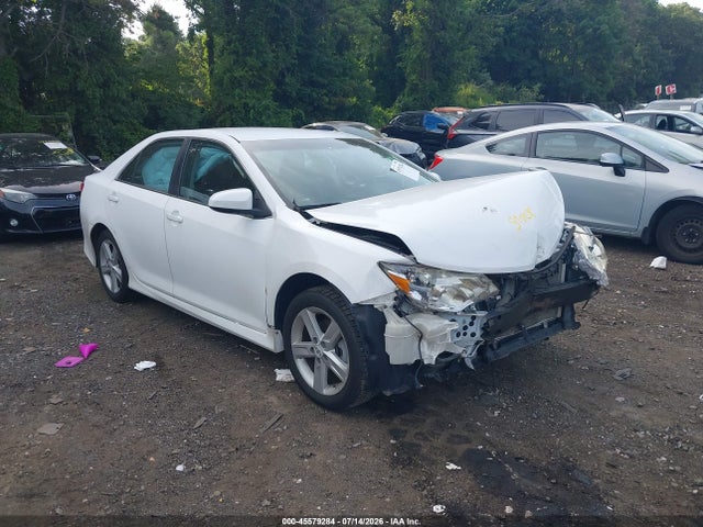 2012 TOYOTA CAMRY SE/LE/XLE