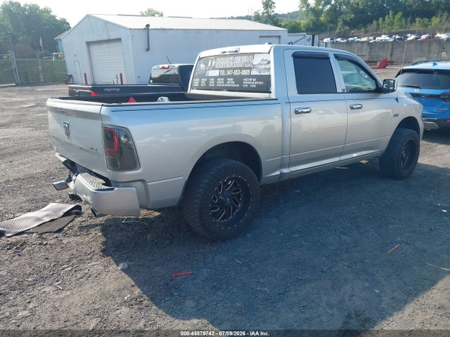 2012 RAM 1500 ST 照片 4
