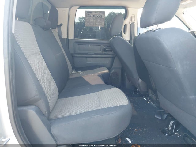 2012 RAM 1500 ST 照片 8