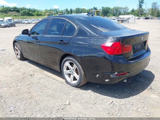 صورة 3 لـ 2013 BMW 328I XDRIVE