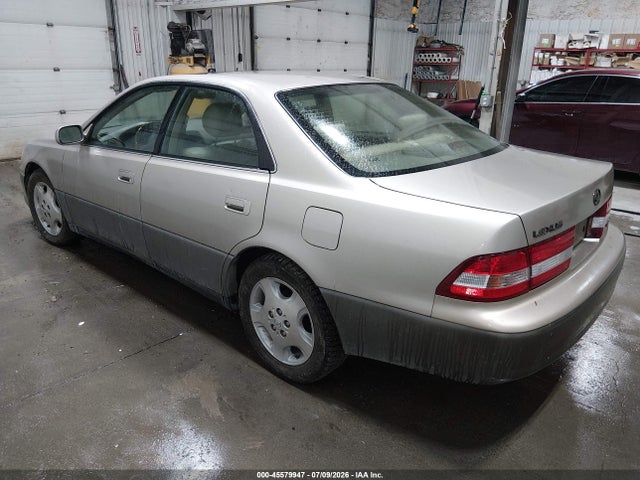 صورة مصغرة 3 لـ 2000 Lexus ES 300