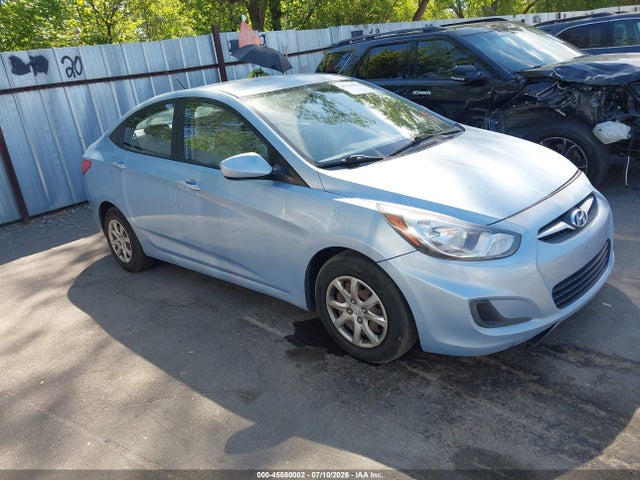 2013 HYUNDAI ACCENT GLS