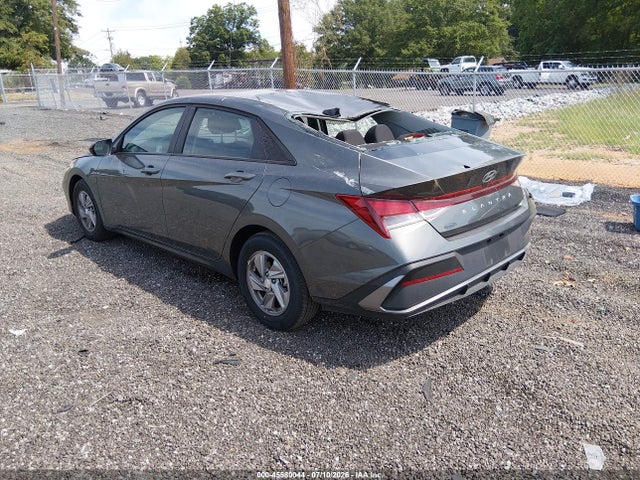2025 Hyundai ELANTRA SE 照片 3