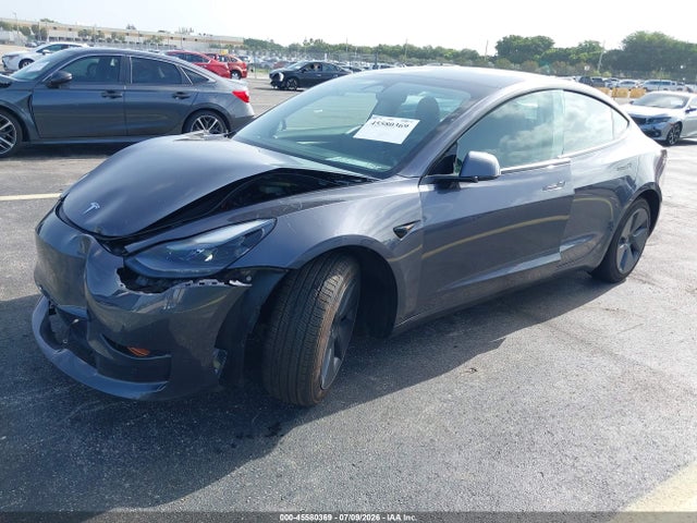 2023 Tesla MODEL 3 REAR-WHEEL DRIVE — фото 2
