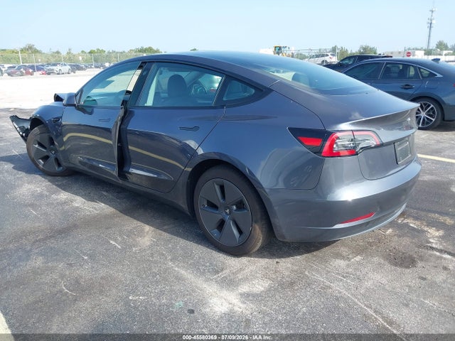 2023 Tesla MODEL 3 REAR-WHEEL DRIVE — фото 3