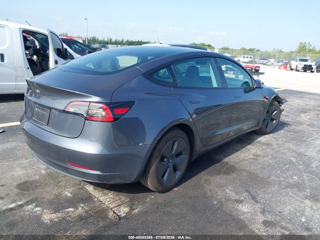 2023 Tesla MODEL 3 REAR-WHEEL DRIVE — фото 4