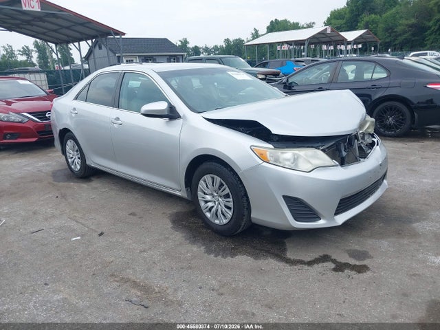 2013 TOYOTA CAMRY LE