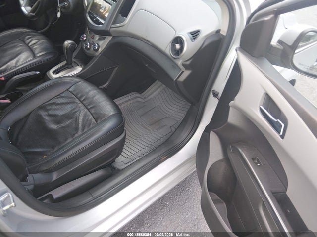 صورة 5 لـ 2013 Chevrolet SONIC LTZ AUTO