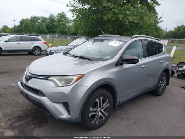 2017 TOYOTA RAV4 LE 2