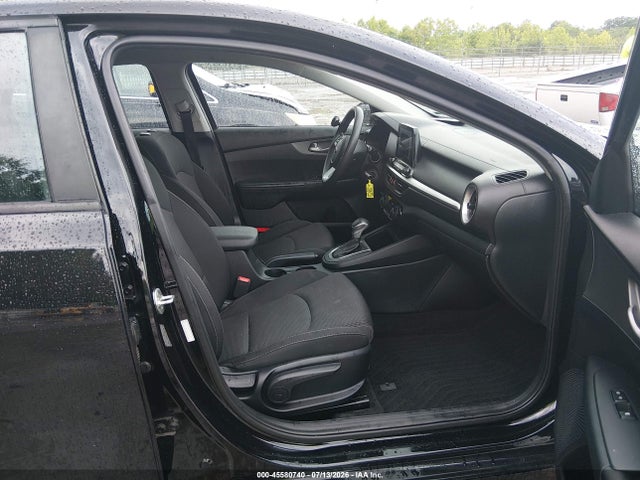 2019 KIA FORTE FE 5