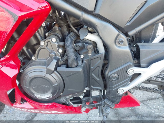 2025 HONDA CBR500 RA 9