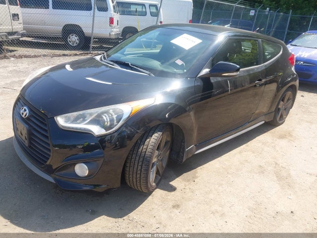 صورة 2 لـ 2014 Hyundai VELOSTER TURBO W/BLACK