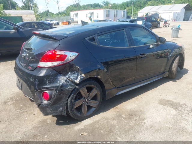 صورة 4 لـ 2014 Hyundai VELOSTER TURBO W/BLACK