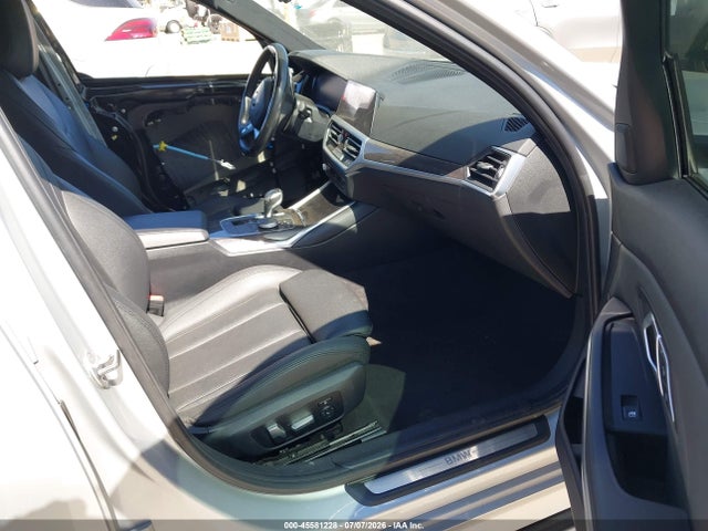 صورة 5 لـ 2019 BMW 330I