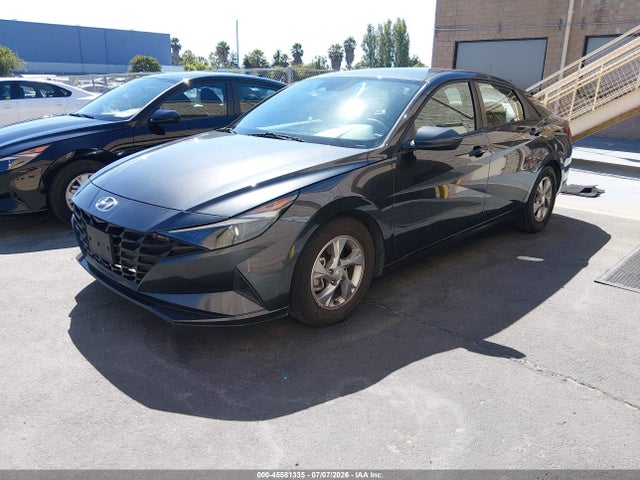 2021 Hyundai ELANTRA SE 照片 2