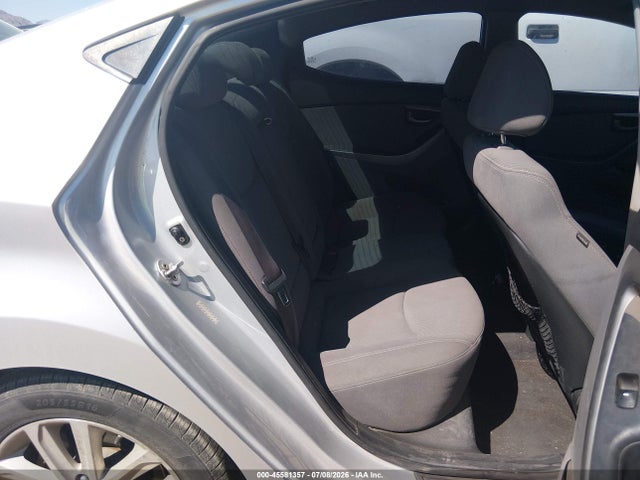 2016 Hyundai ELANTRA SE 照片 8
