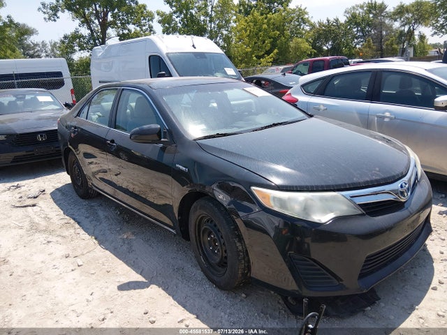 2014 TOYOTA CAMRY LE
