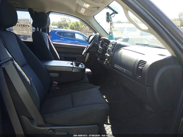 2010 Chevrolet SILVERADO 1500 LT — фото 5