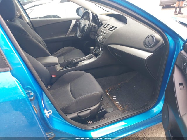 2010 Mazda MAZDA3 S SPORT photo 5