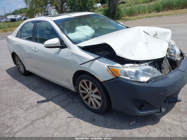 صورة 1 لـ 2014 Toyota CAMRY XLE