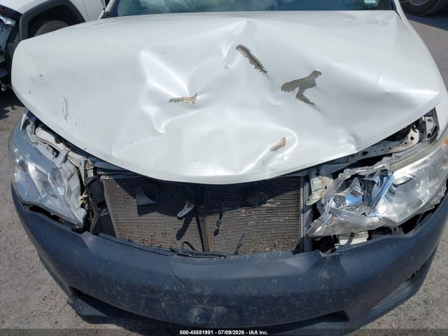 صورة 6 لـ 2014 Toyota CAMRY XLE
