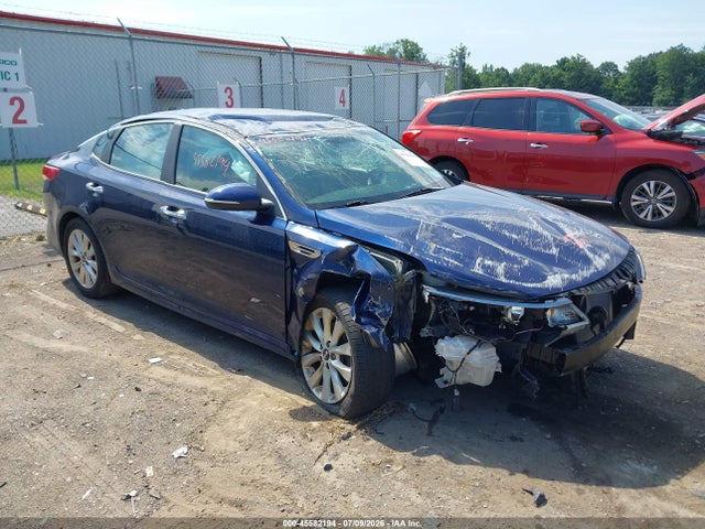 2017 KIA OPTIMA LX