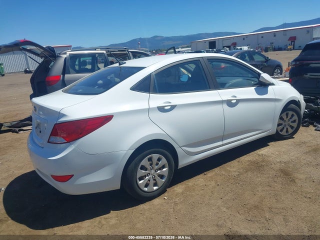 2016 Hyundai ACCENT SE — фото 4