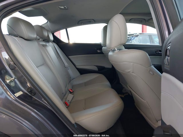 صورة 8 لـ 2018 Acura ILX PREMIUM PACKAGE/TECHNOLOGY PLUS PACKAGE