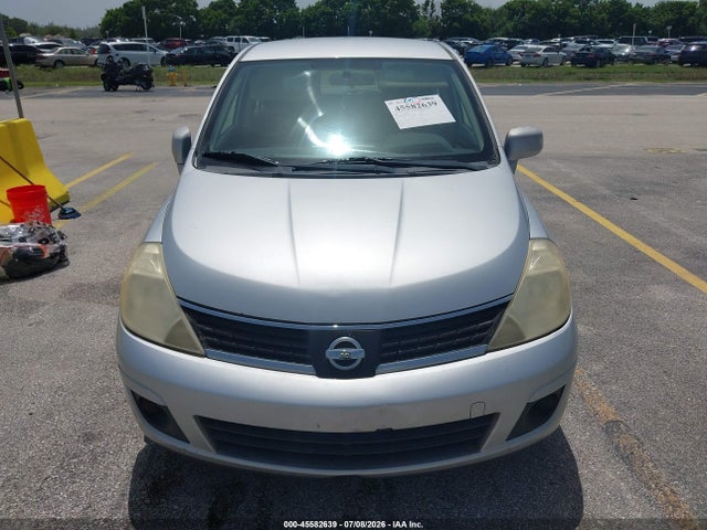 2009 Nissan VERSA 1.8S — фото 6