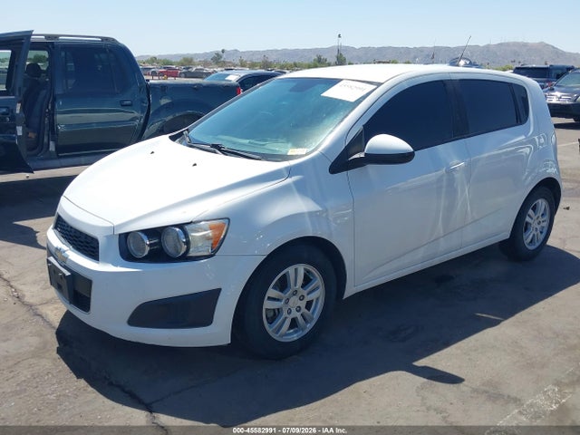 2012 Chevrolet SONIC 2LS — фото 2